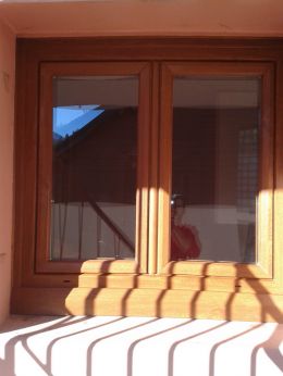 Fenêtre en pvc plaxé chêne doré à VALLOIRE