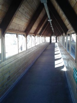 Mise au normes de la passerelle du CORBIER avec du verre feuilleté 